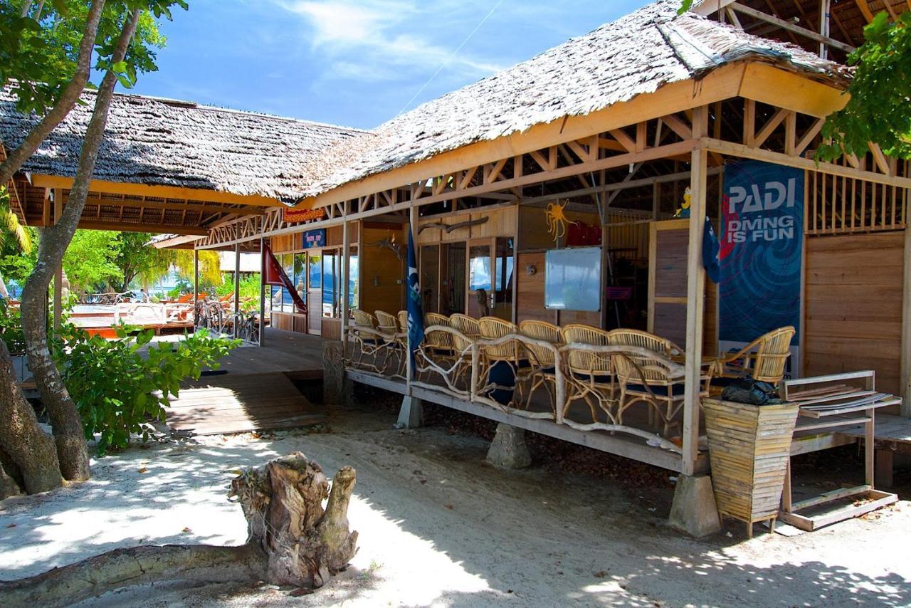 Agusta Eco Resort Pulau Mansuar Eksteriør bilde