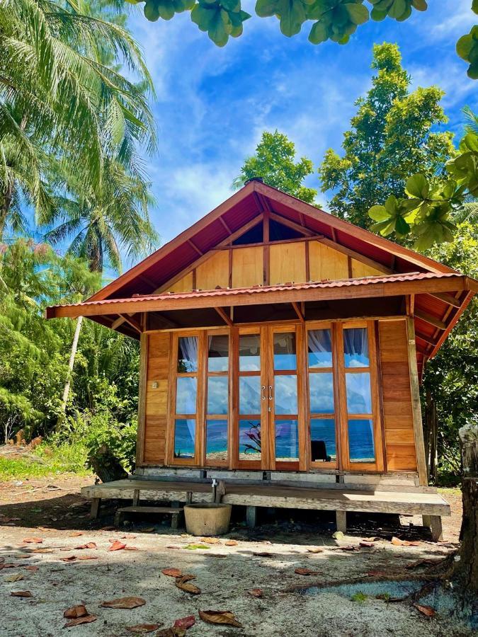 Agusta Eco Resort Pulau Mansuar Eksteriør bilde